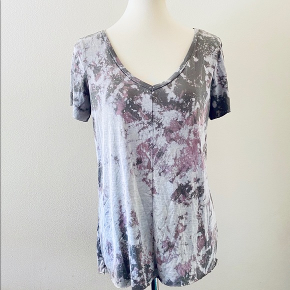 BKE Green Custom Bleach Dye Short Sleeve T Shirt - Picture 3 of 7